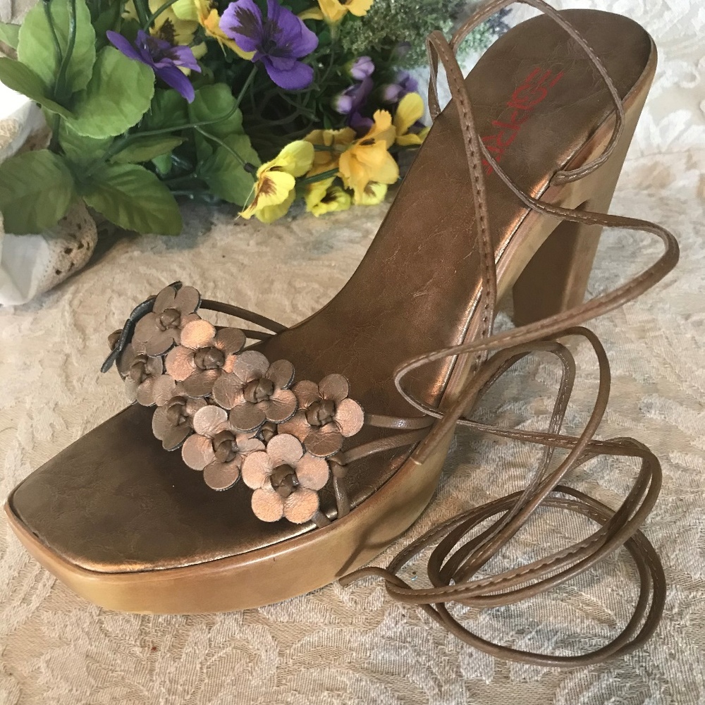 ESPRIT GLADIATOR SANDALS